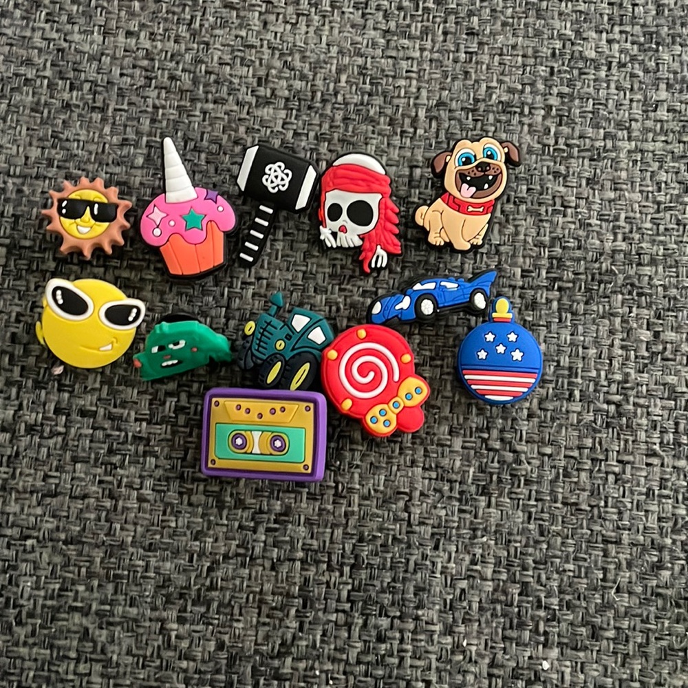 Croc charms